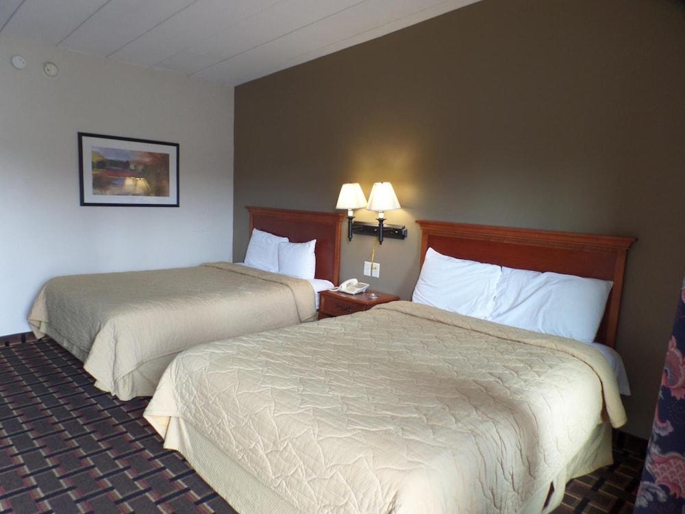 Executive Inn photo 12