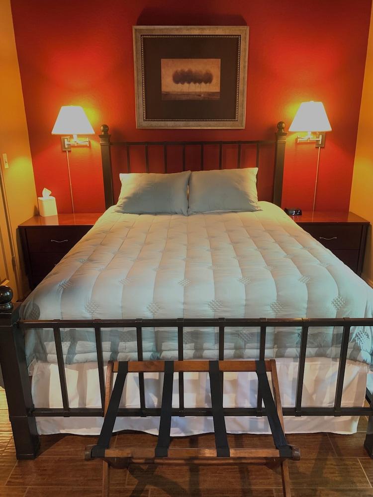 The Canebrake photo 7