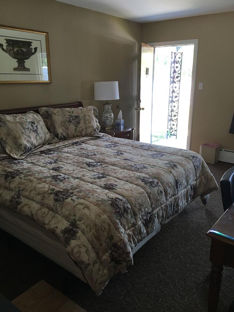 Anchor Motel photo 63