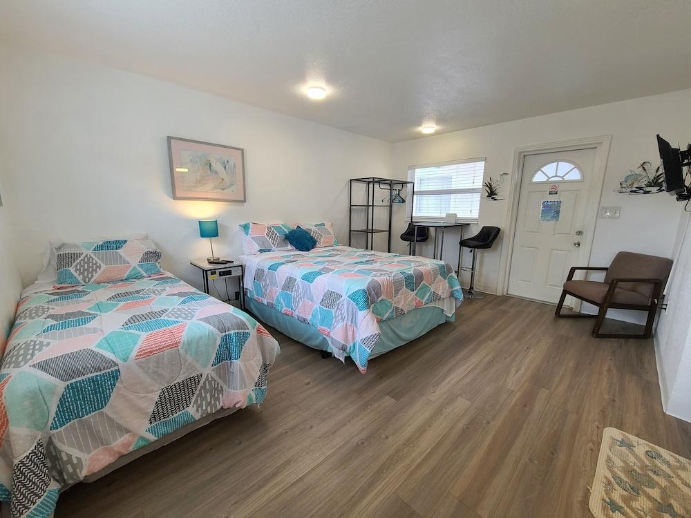 Sun Island Motel photo 3