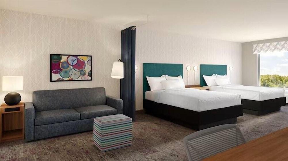 Home2 Suites by Hilton Chelmsford Lowell photo 5
