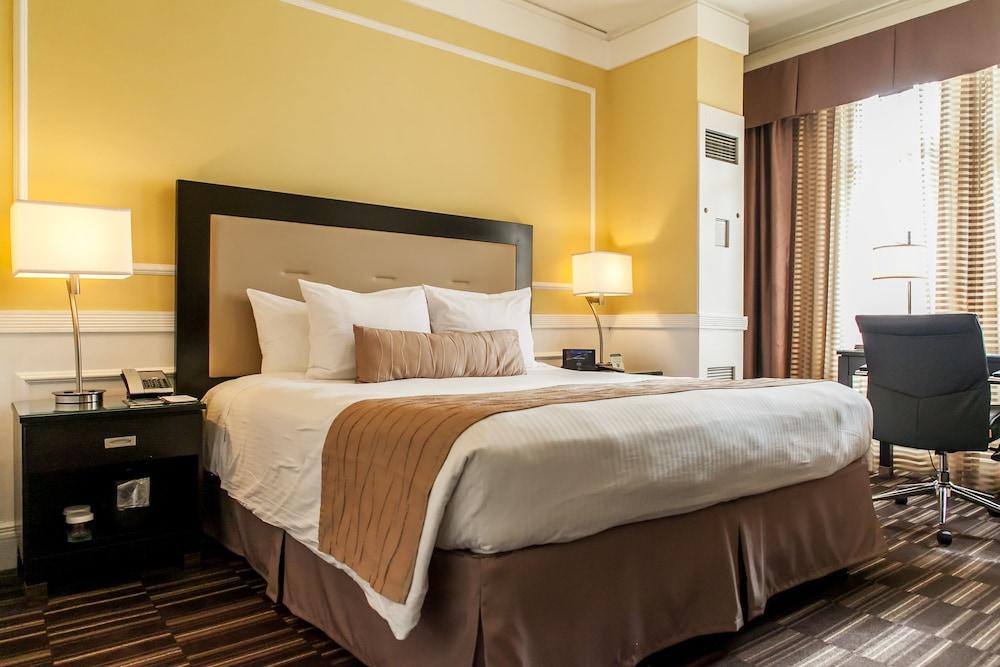 The Pickwick Hotel photo 41