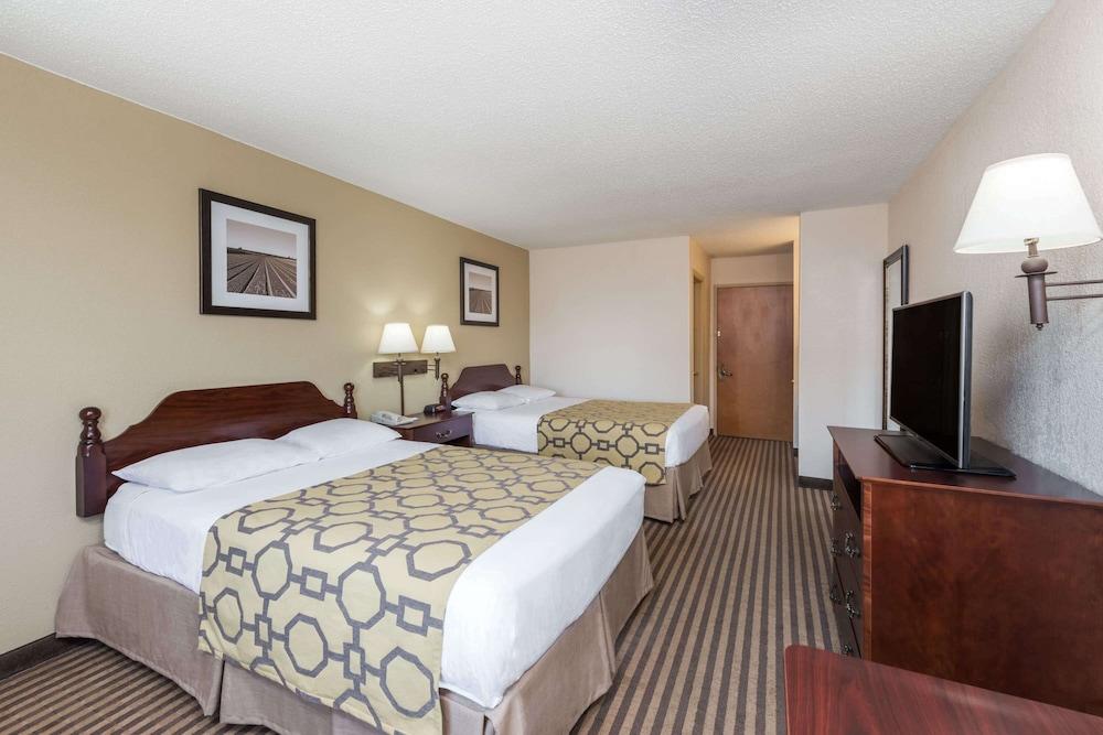 Baymont by Wyndham Metropolis photo 12