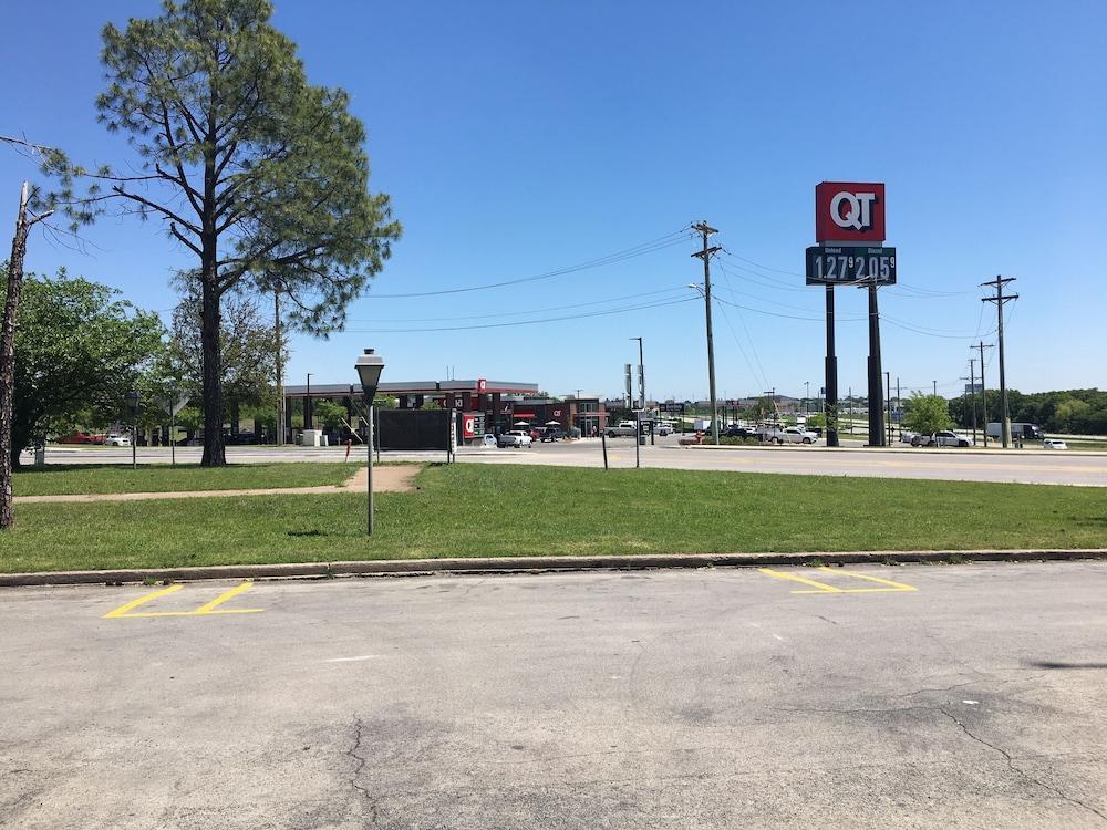 Quest Inn photo 30