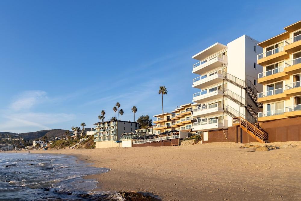 Pacific Edge Oceanfront Hotel photo 3