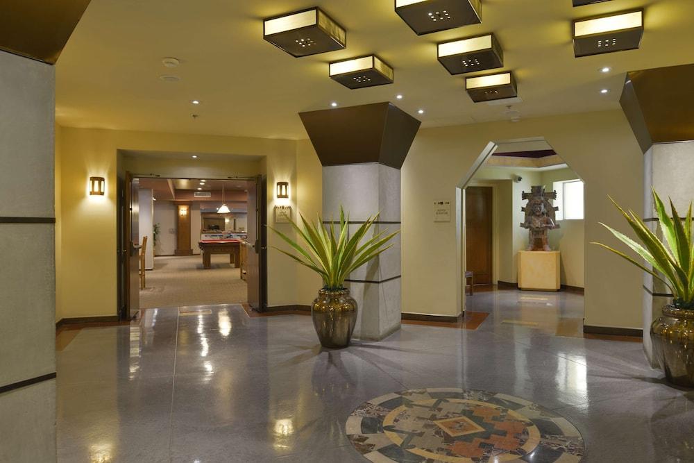 Hilton Vacation Club Cancun Resort Las Vegas photo 13