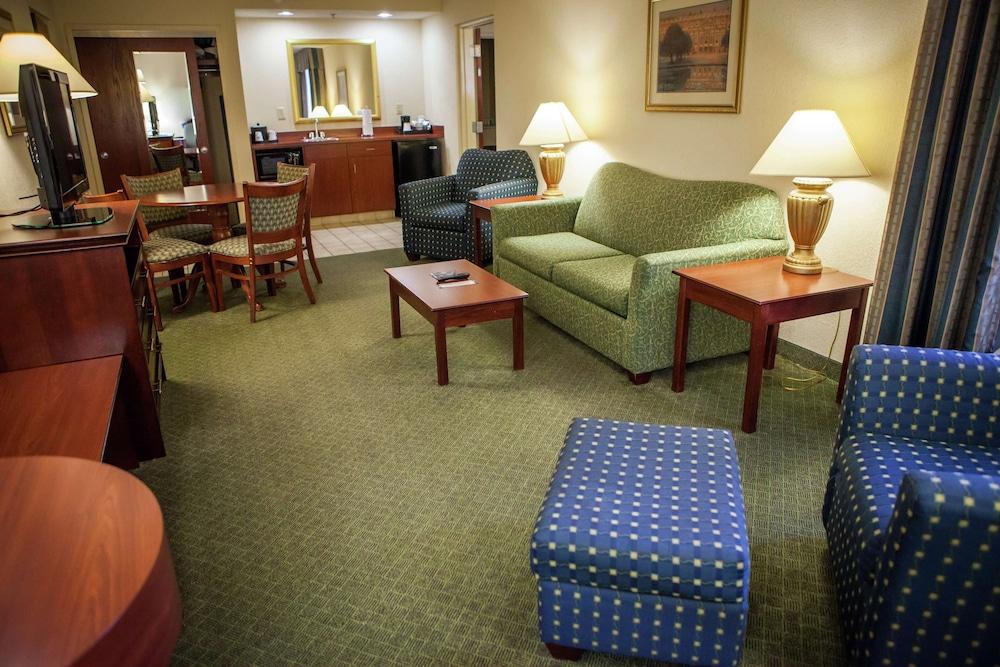 Hampton Inn & Suites Springfield-Southwest photo 14