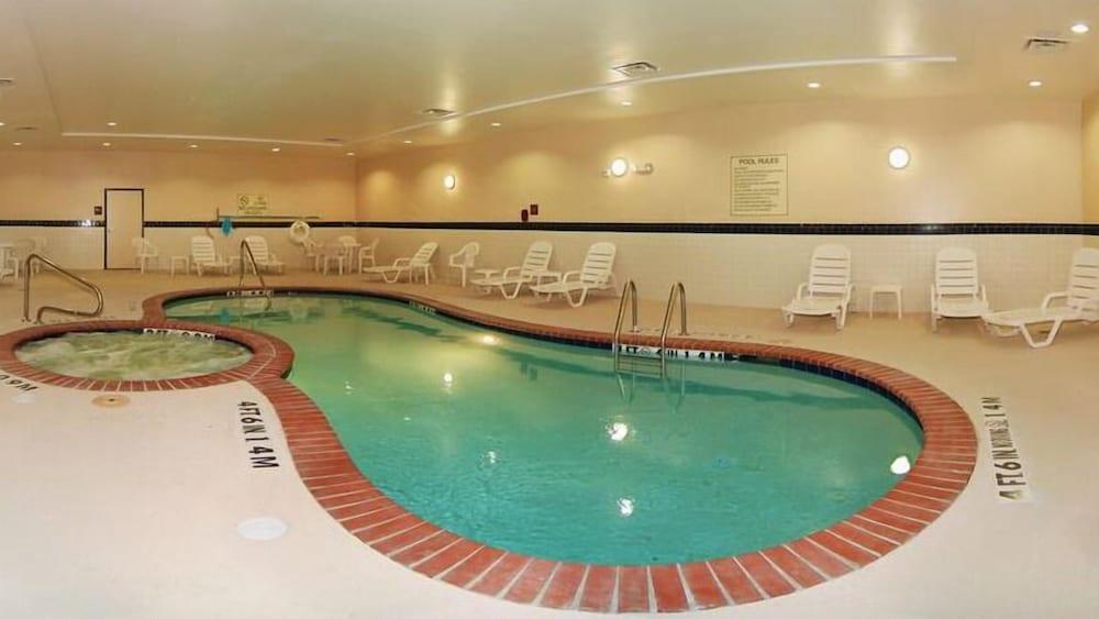 Quality Suites Near Cedar Creek Lake photo 19