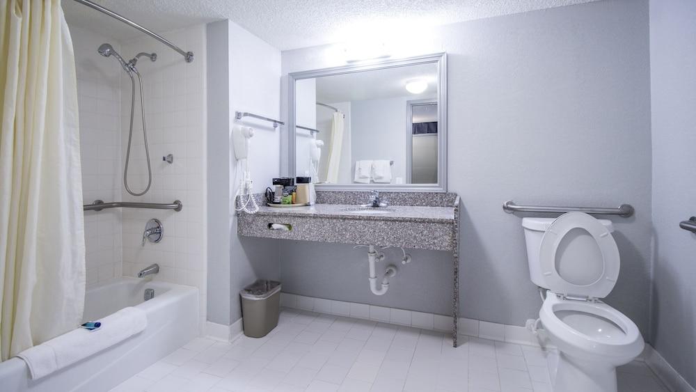 Brick Lodge Atlanta/Norcross photo 14