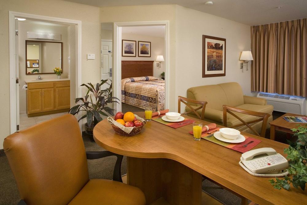 Candlewood Suites Augusta by IHG photo 8