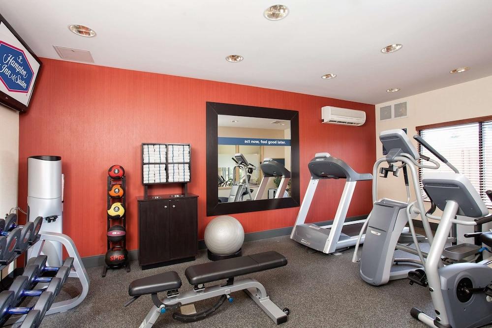 Hampton Inn & Suites Chicago/St. Charles photo 10