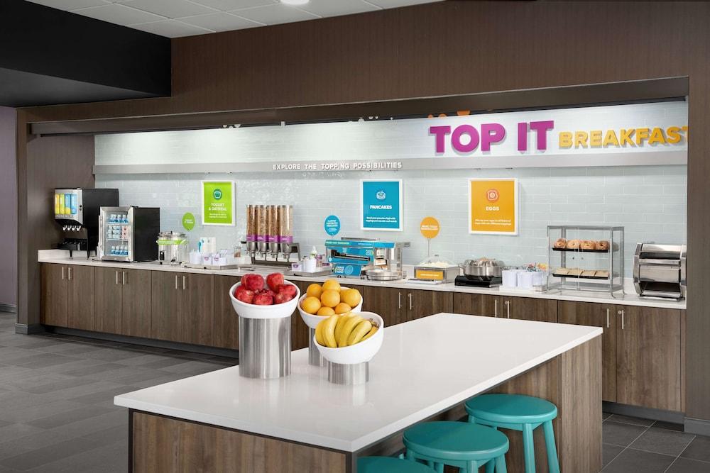 Tru by Hilton Jacksonville Airport I-95 photo 14