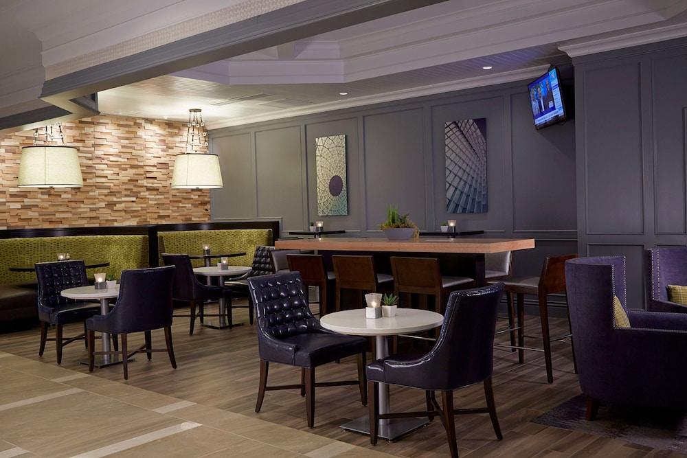 Marriott Milwaukee West photo 28