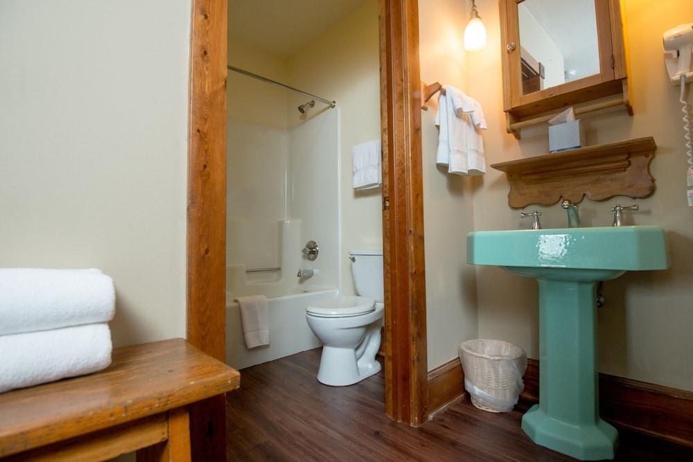 Inn at Cedar Crossing photo 16