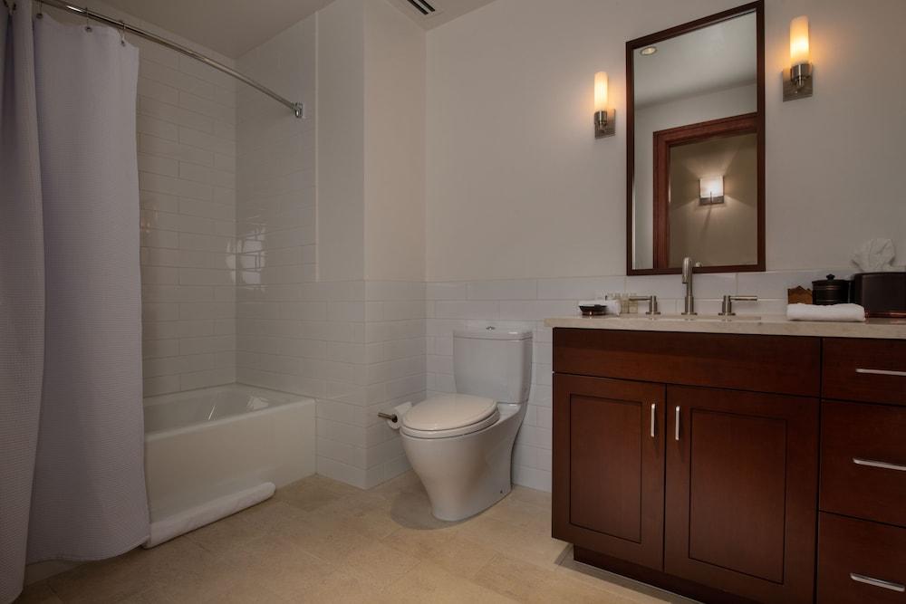 Solaris Residences photo 72