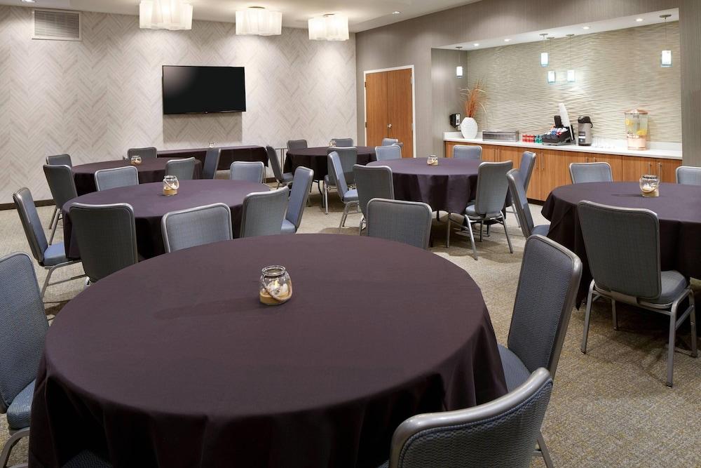 SpringHill Suites by Marriott Houston NASA/Webster photo 20