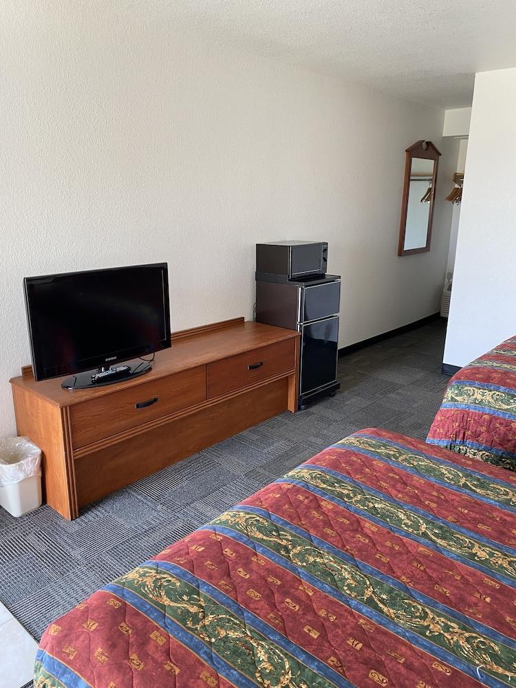 Stuart Motor Lodge photo 11