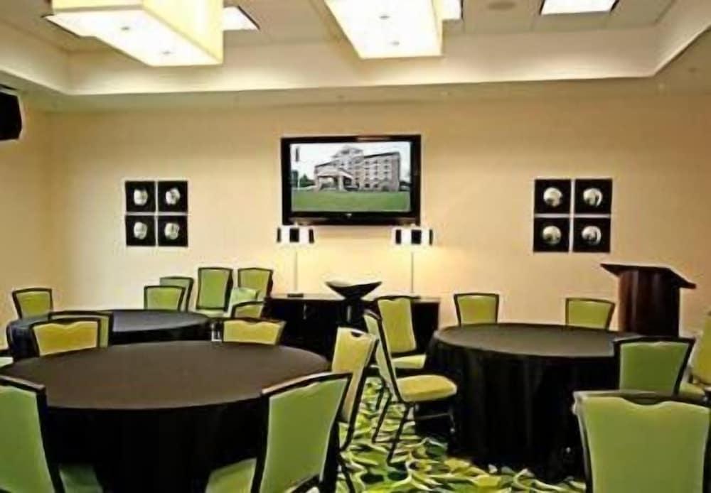 Fairfield Inn & Suites by Marriott Elkin Jonesville photo 41