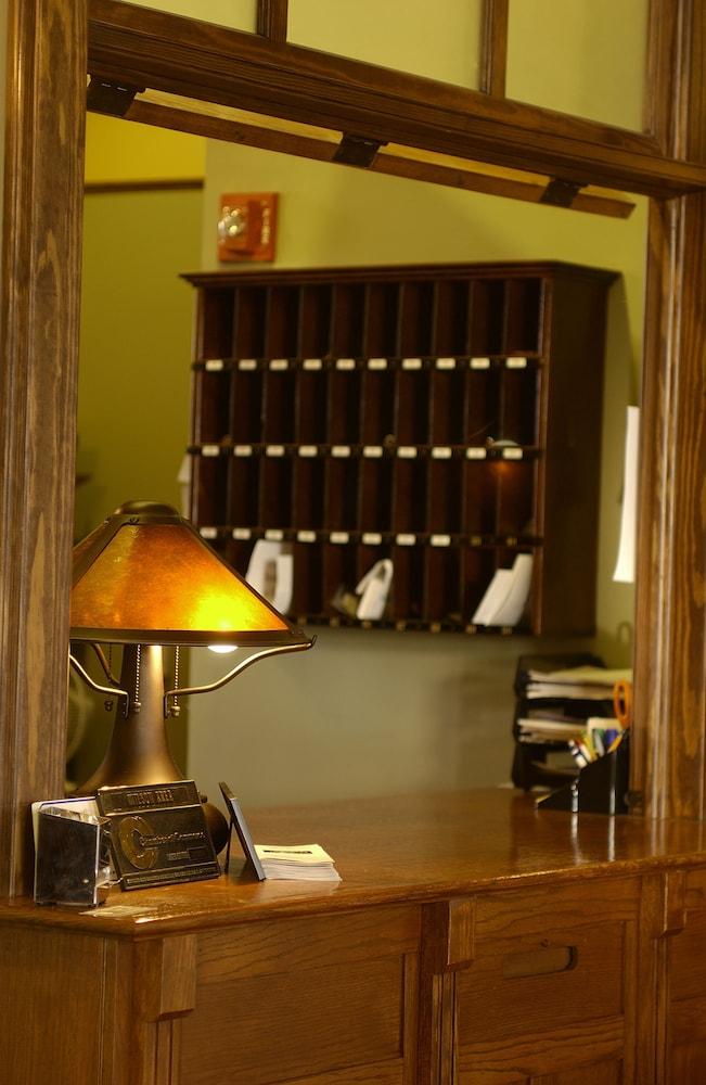 Midland Railroad Hotel photo 4