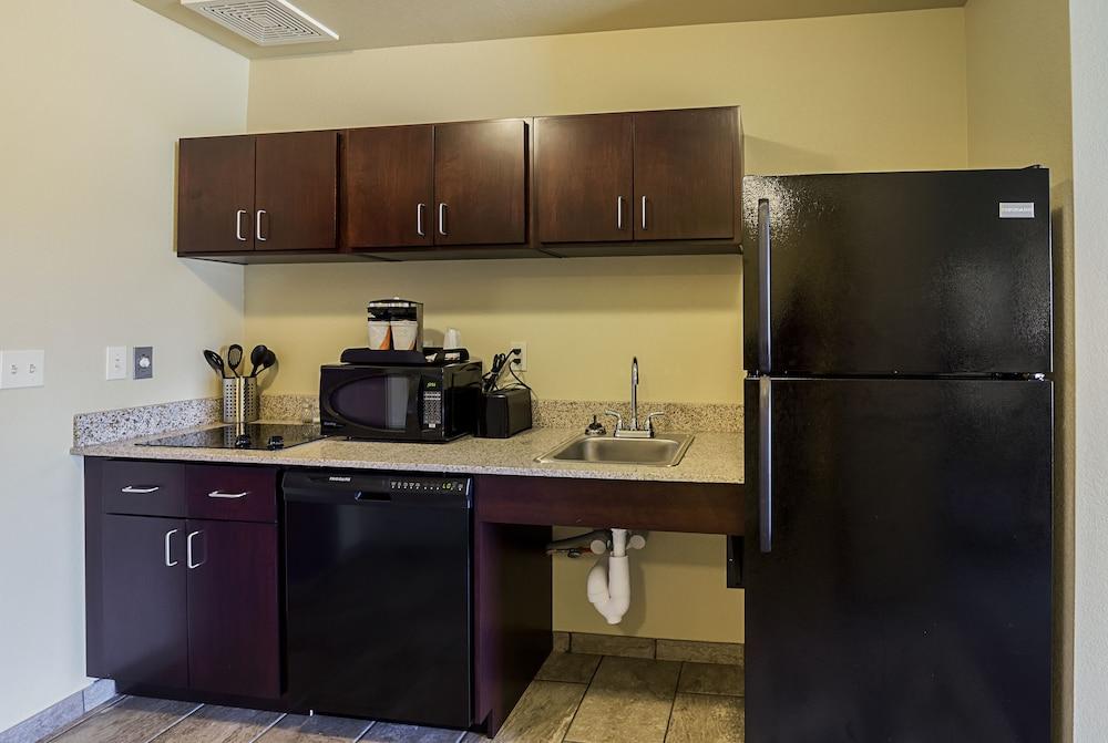 Cobblestone Inn & Suites - Altamont photo 36