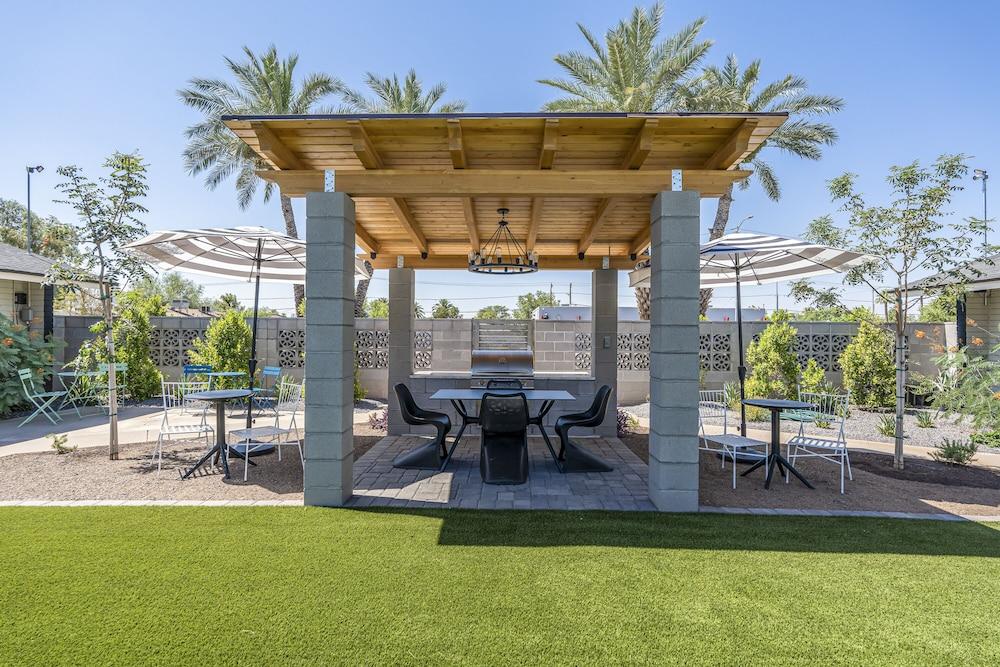 Ash & Ko Boutique Lodging photo 51