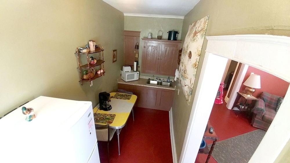 Historic Whiting Hotel Suites photo 68