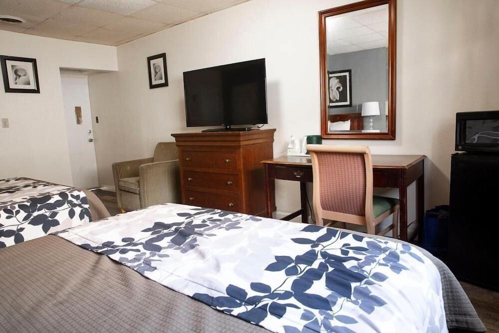 Bedford Motel photo 3