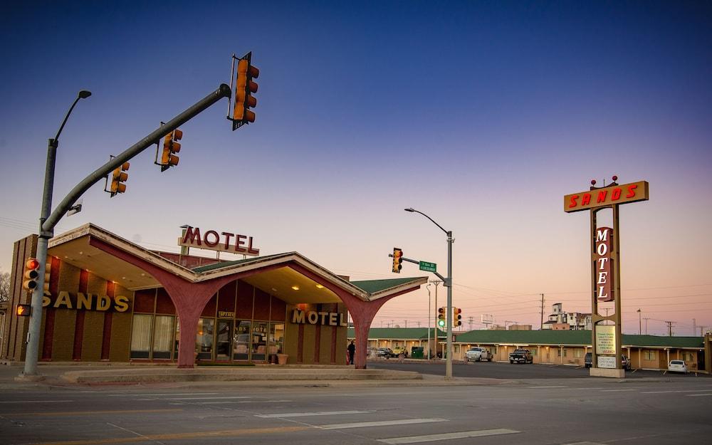 Sands Motel photo 23