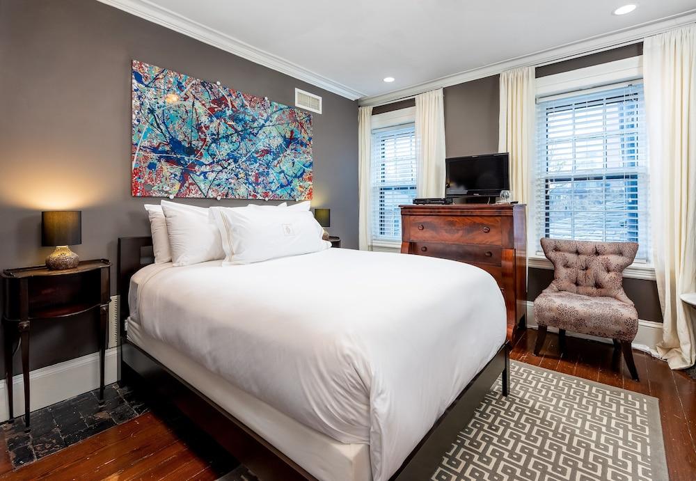 The DWIGHT D Hotel photo 65