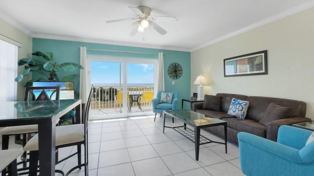 South Beach Oceanfront Resort photo 58