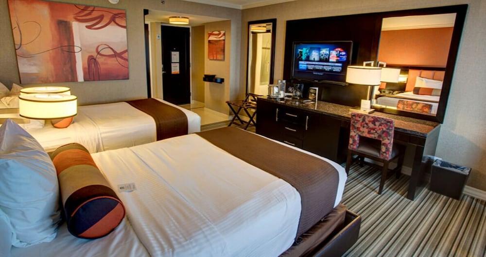 Golden Nugget photo 14