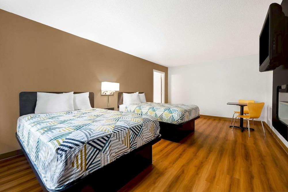 Motel 6 Portland, OR - Downtown photo 22