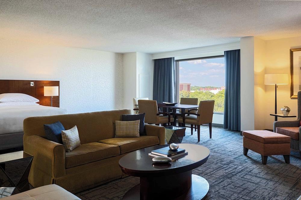 Renaissance Concourse Atlanta Airport Hotel photo 12