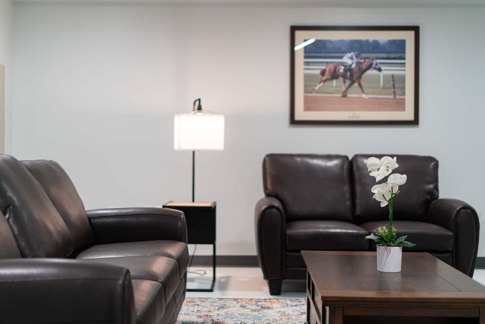 Gallops Motel photo 1