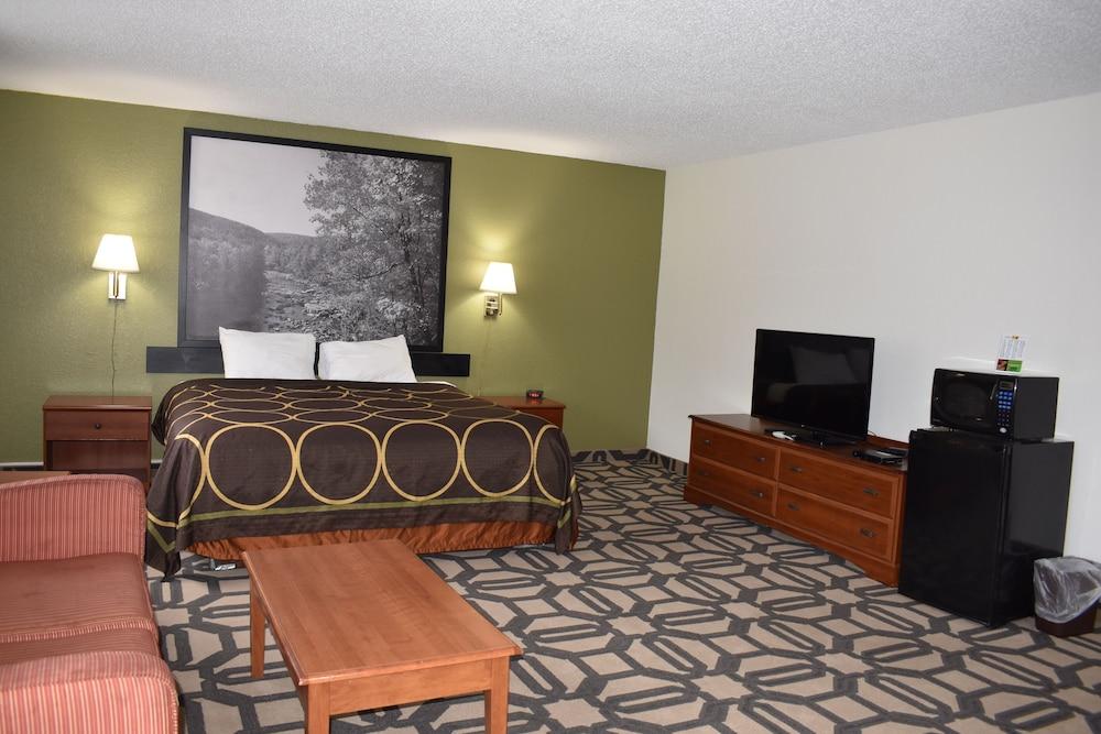 Super 8 by Wyndham La Vale/Cumberland Area photo 15
