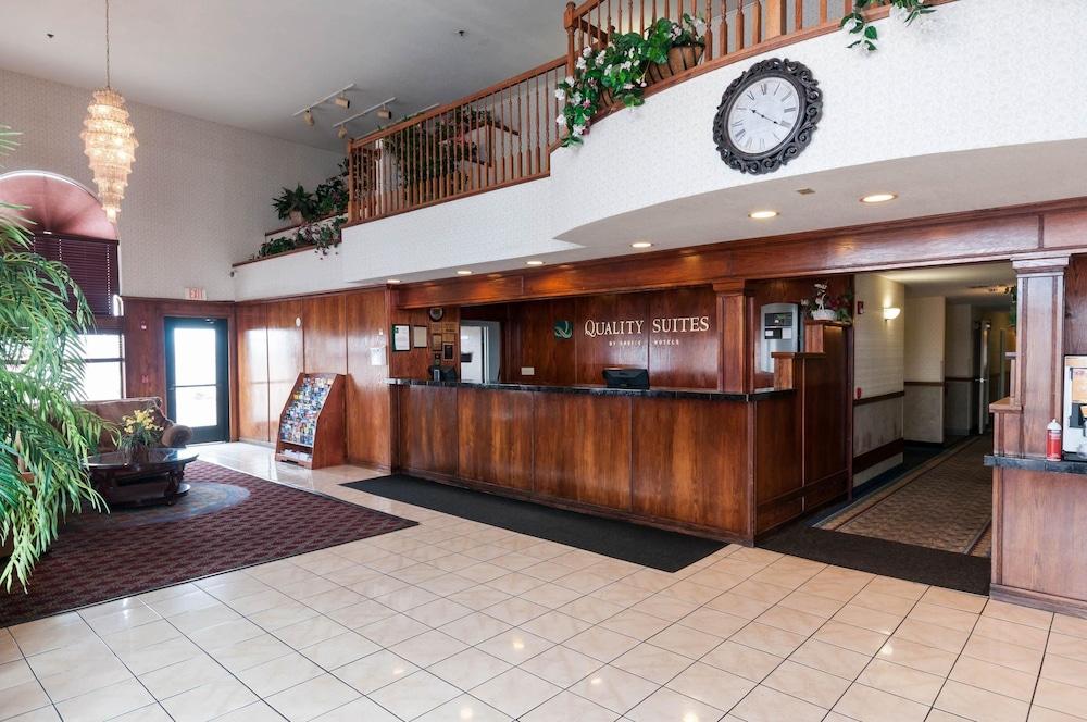 Quality Suites Albuquerque Airport photo 11