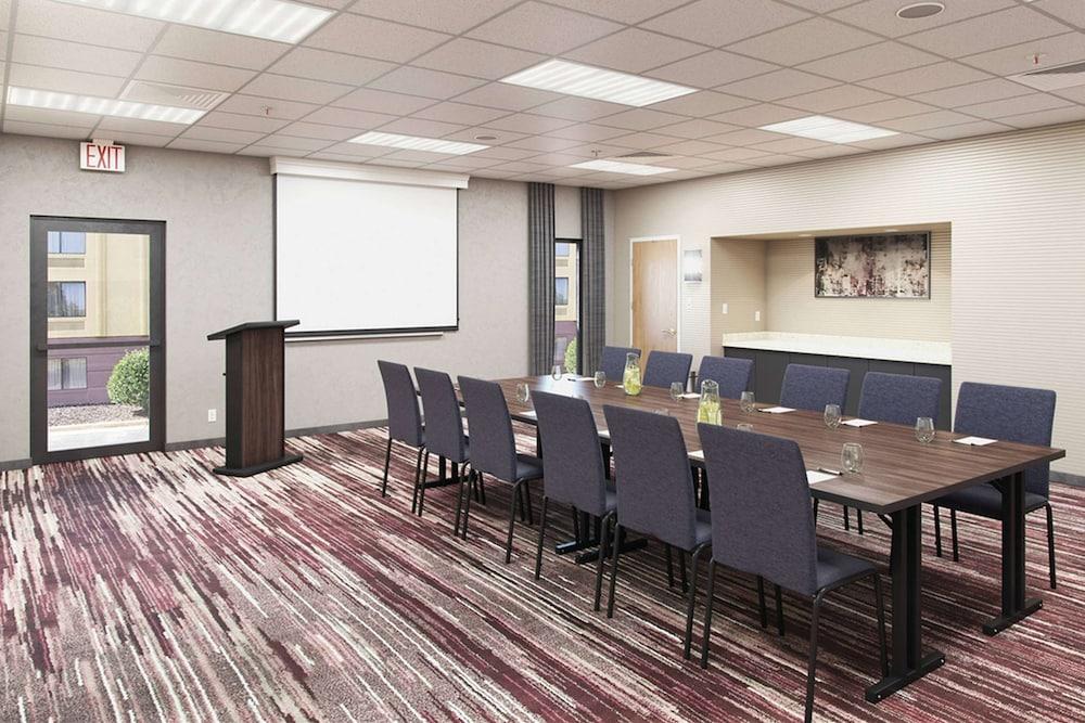 Sonesta Select Atlanta Airport photo 25