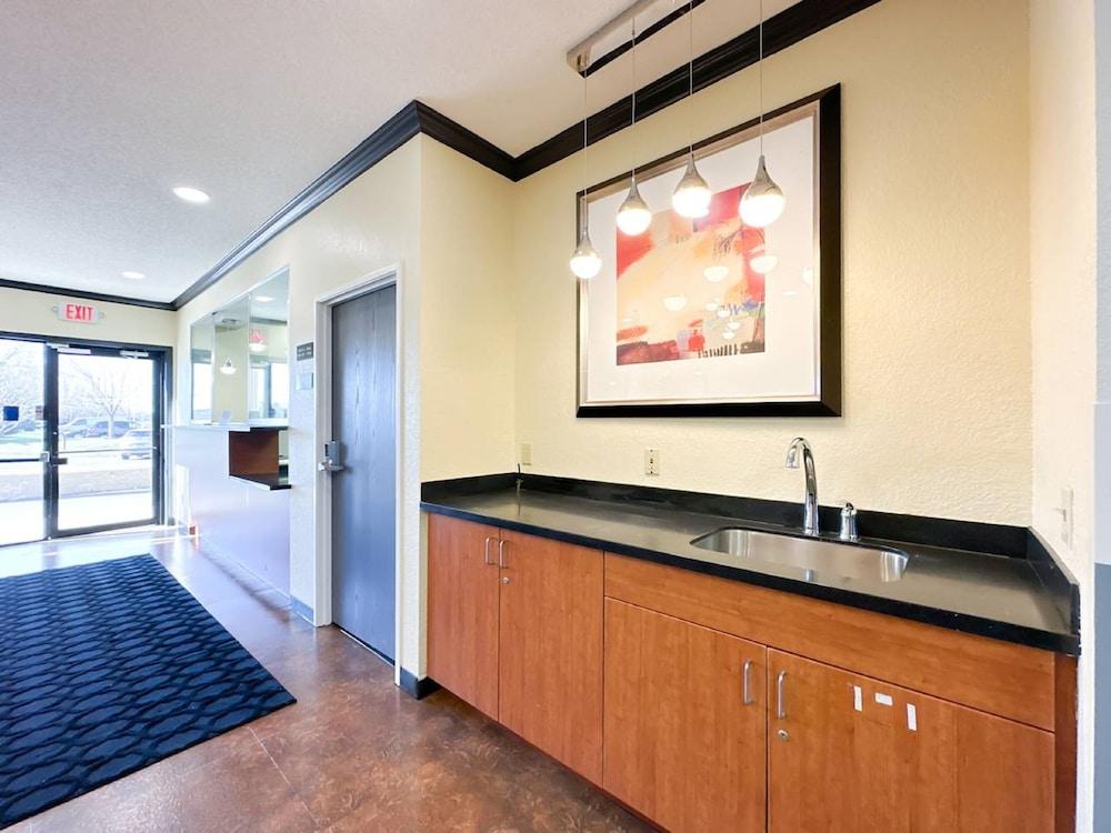 Blaine Town Inn & Suites photo 28