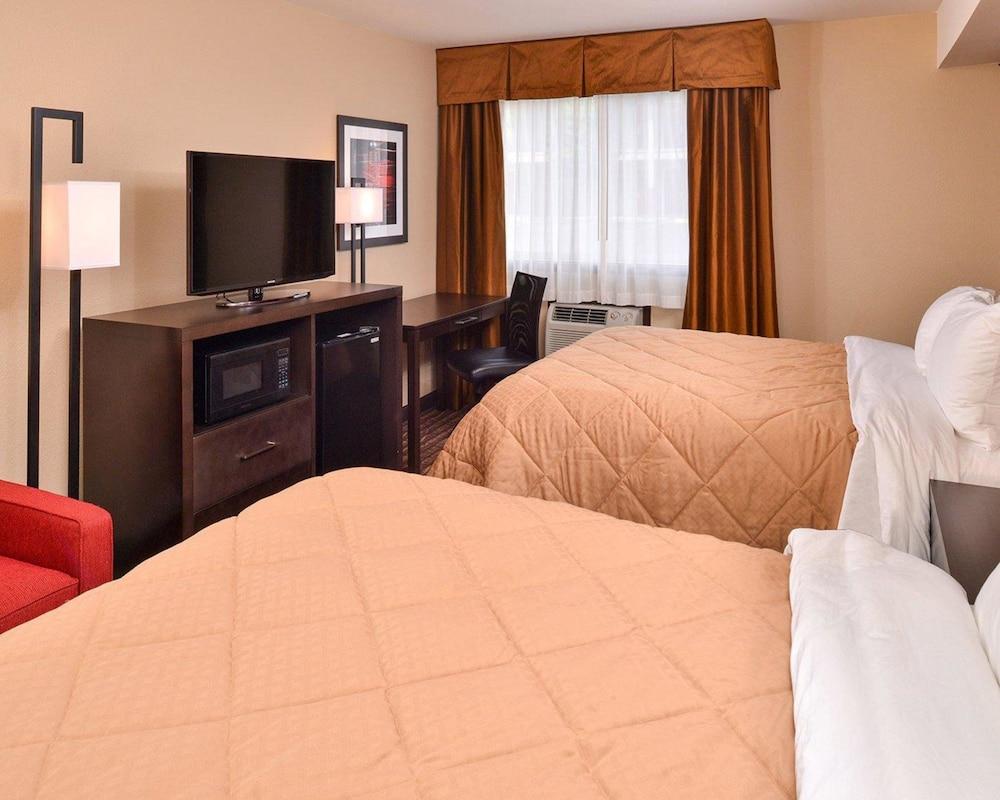 Quality Inn & Suites Tacoma - Seattle photo 5