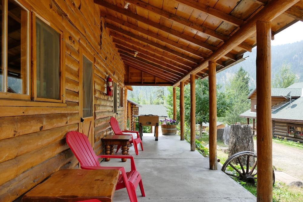Creekside Lodge at Yellowstone photo 51