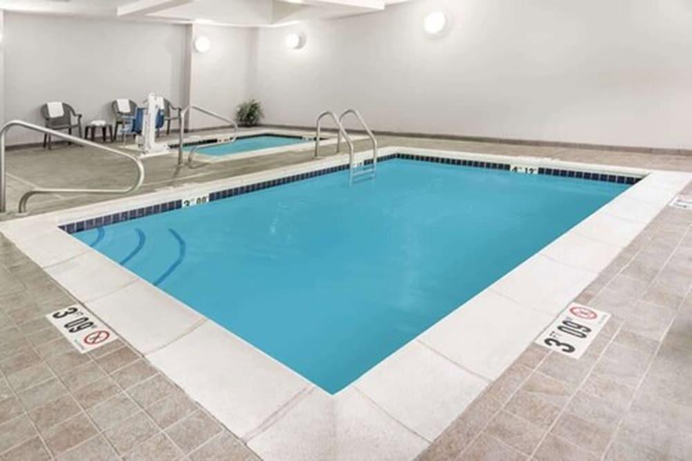 Home2 Suites by Hilton St. Charles St.Louis photo 11