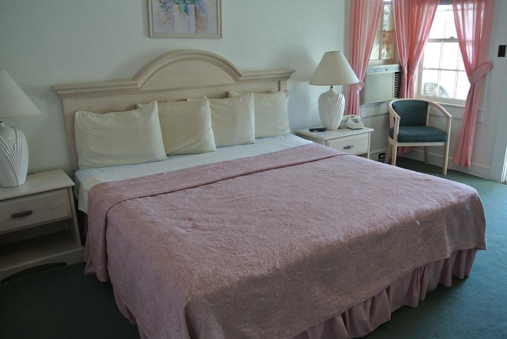 RoseWood Inn photo 14