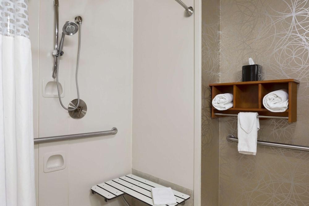 Hampton Inn Pell City photo 15