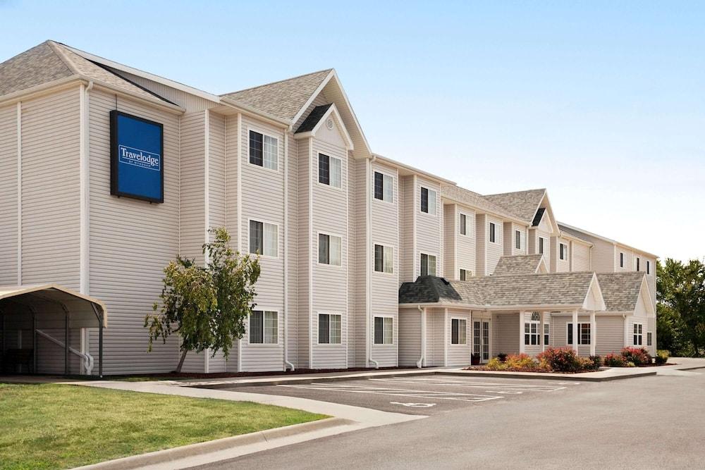 Travelodge by Wyndham Fort Scott photo 6