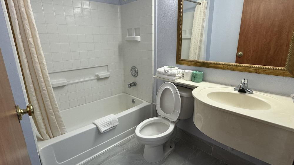 Classic Inn photo 6