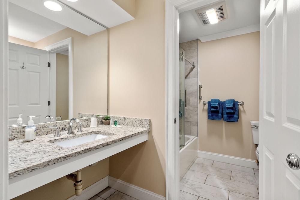 Guest House Suites photo 75
