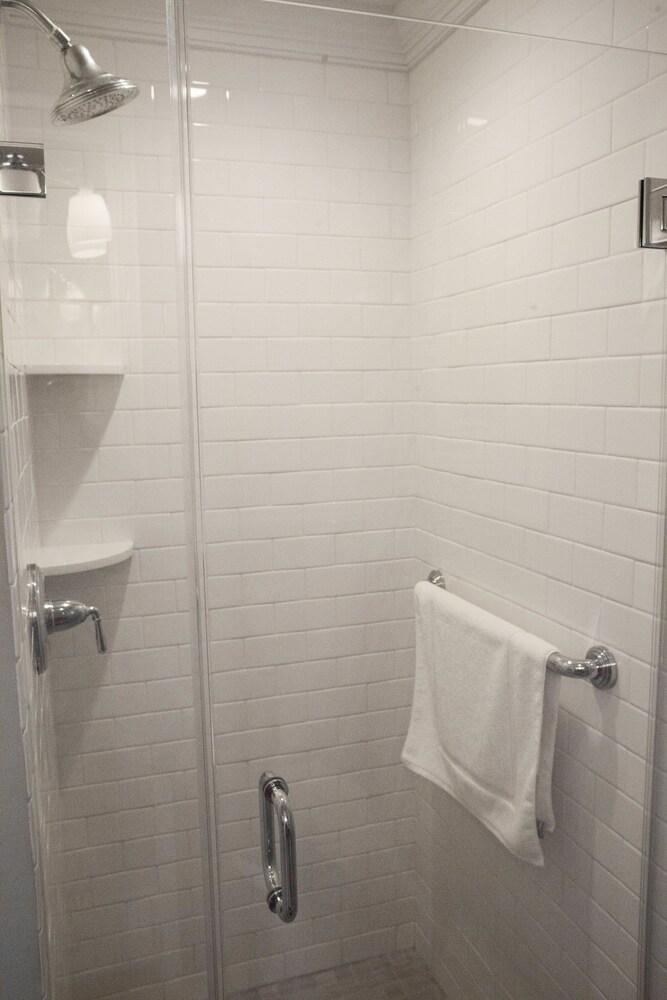 Southampton Village Motel photo 4