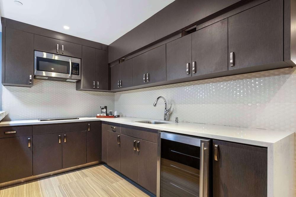 BLVD Hotel and Studios Universal-Hollywood, an Ascend Collection Hotel photo 35
