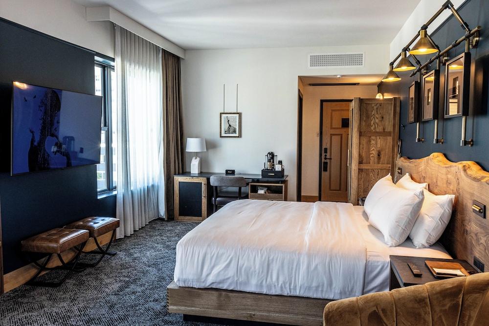 Hotel Renegade photo 34