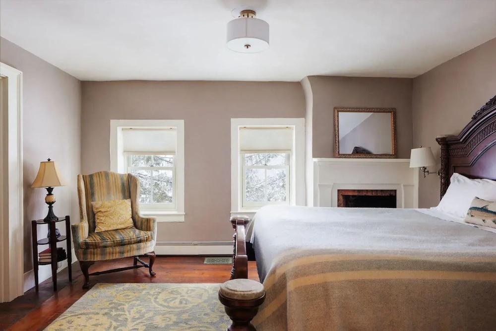 Elmrock Inn photo 15